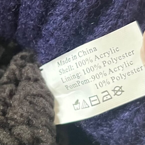 Just Cozy Knit Hat Bonnet Blue Pom Pom  Ball Cable Knit Thermal Lining OS New - Picture 8 of 9